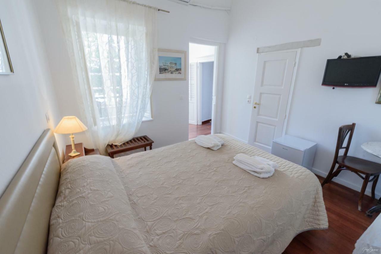 Double or Twin Room,805656444:JPEG