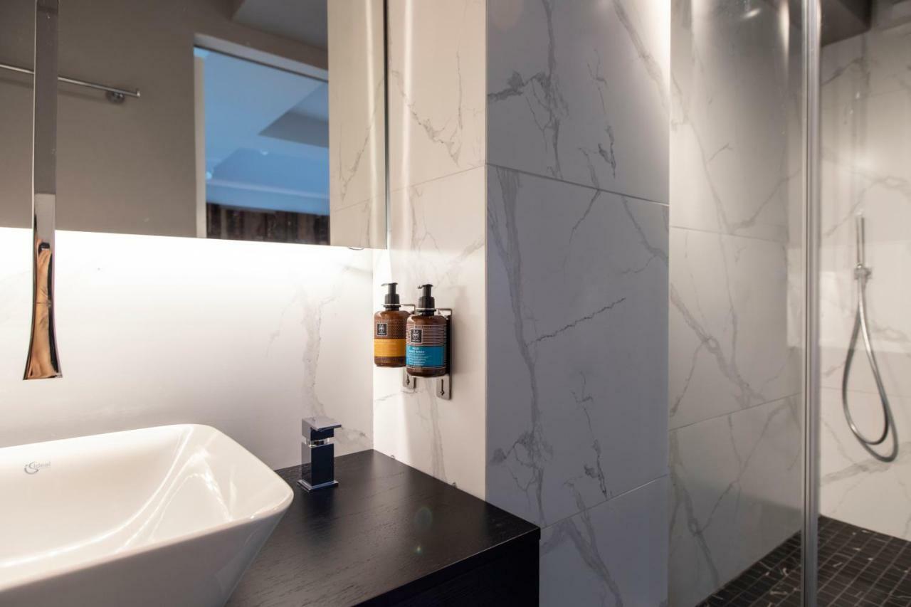 Junior Suite with Private Pool,812016612:JPEG