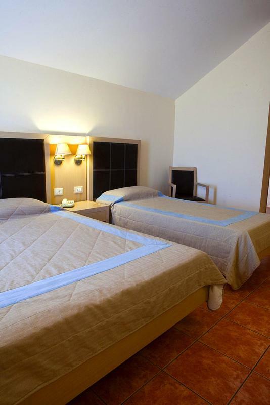 Triple Sea View Room
