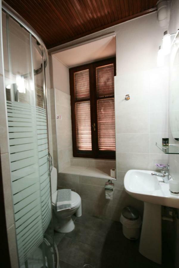 Standard Double Room,1578384221:JPEG