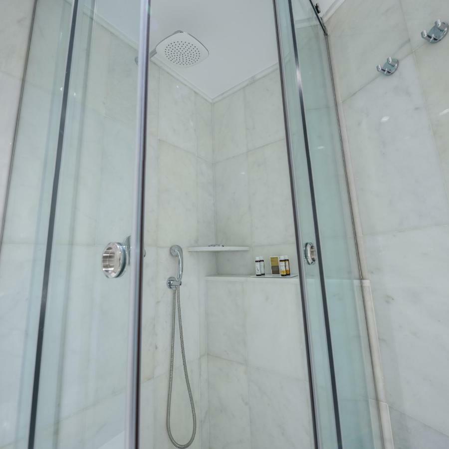 Triple Room,838759124:JPEG