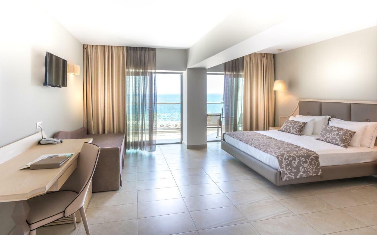 Superior Double or Twin Room Sea View,548771796:JPEG