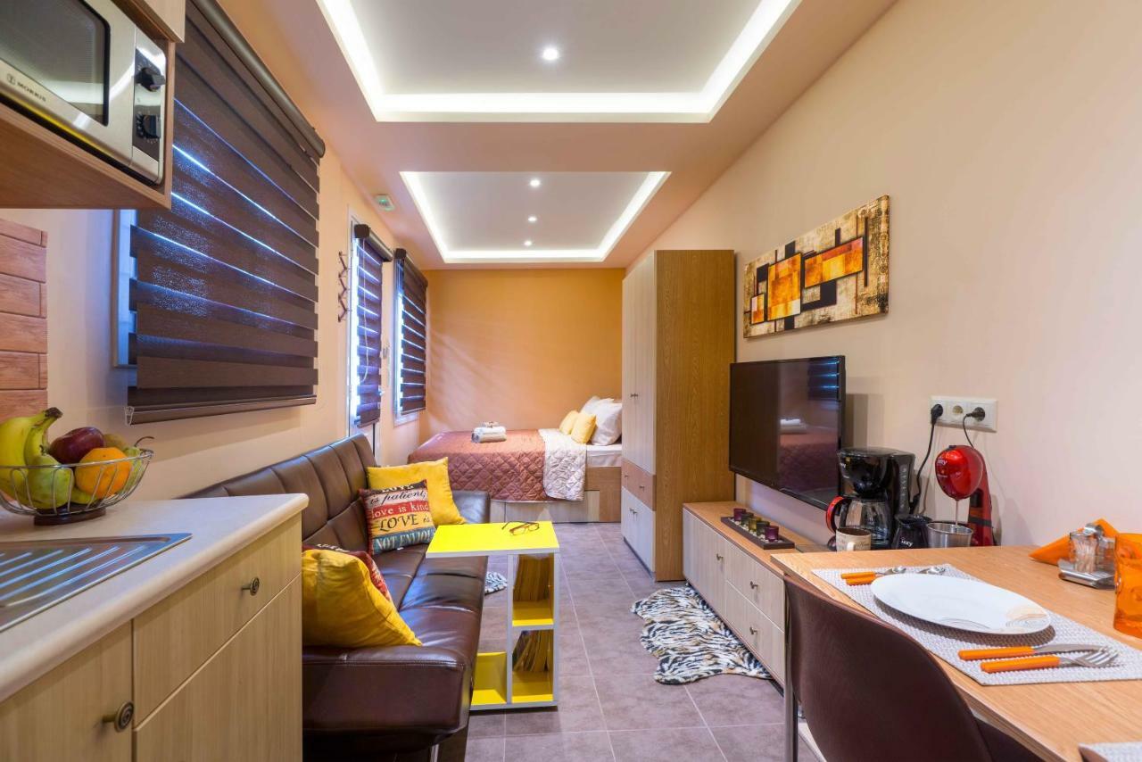Modern Studio with Private Yard