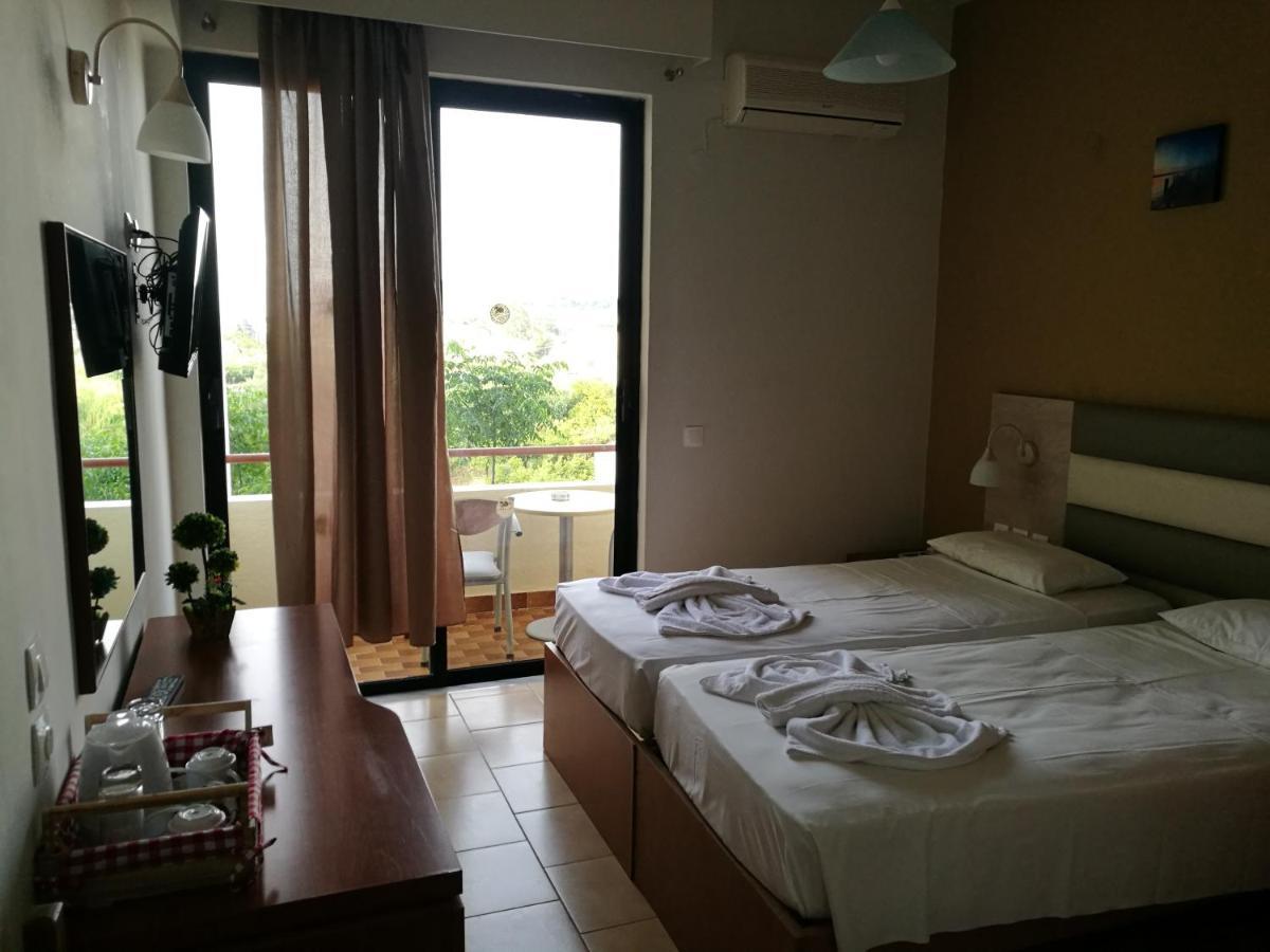 Double Room with Balcony,921286483:JPEG