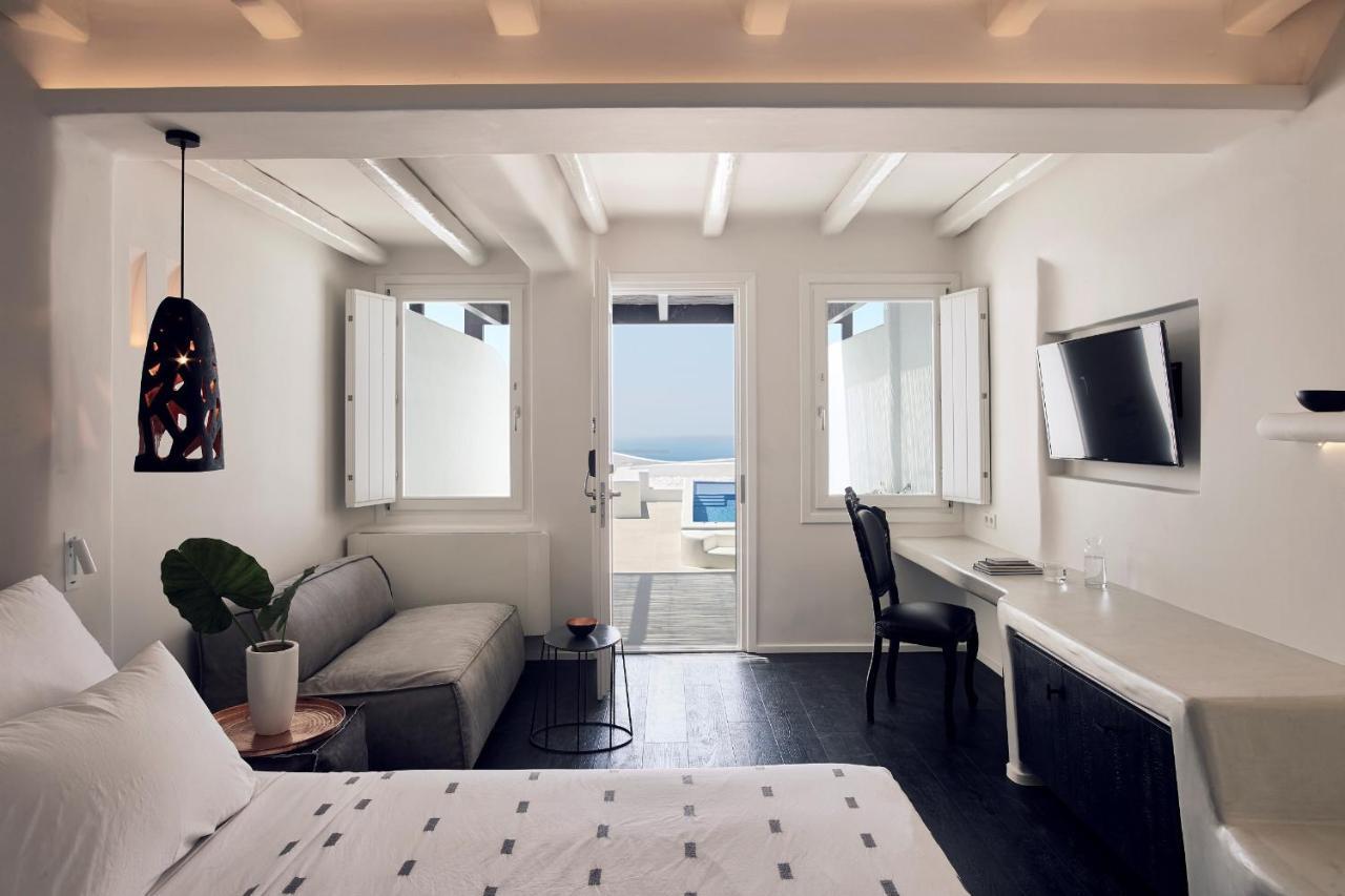 Suite with Pool View