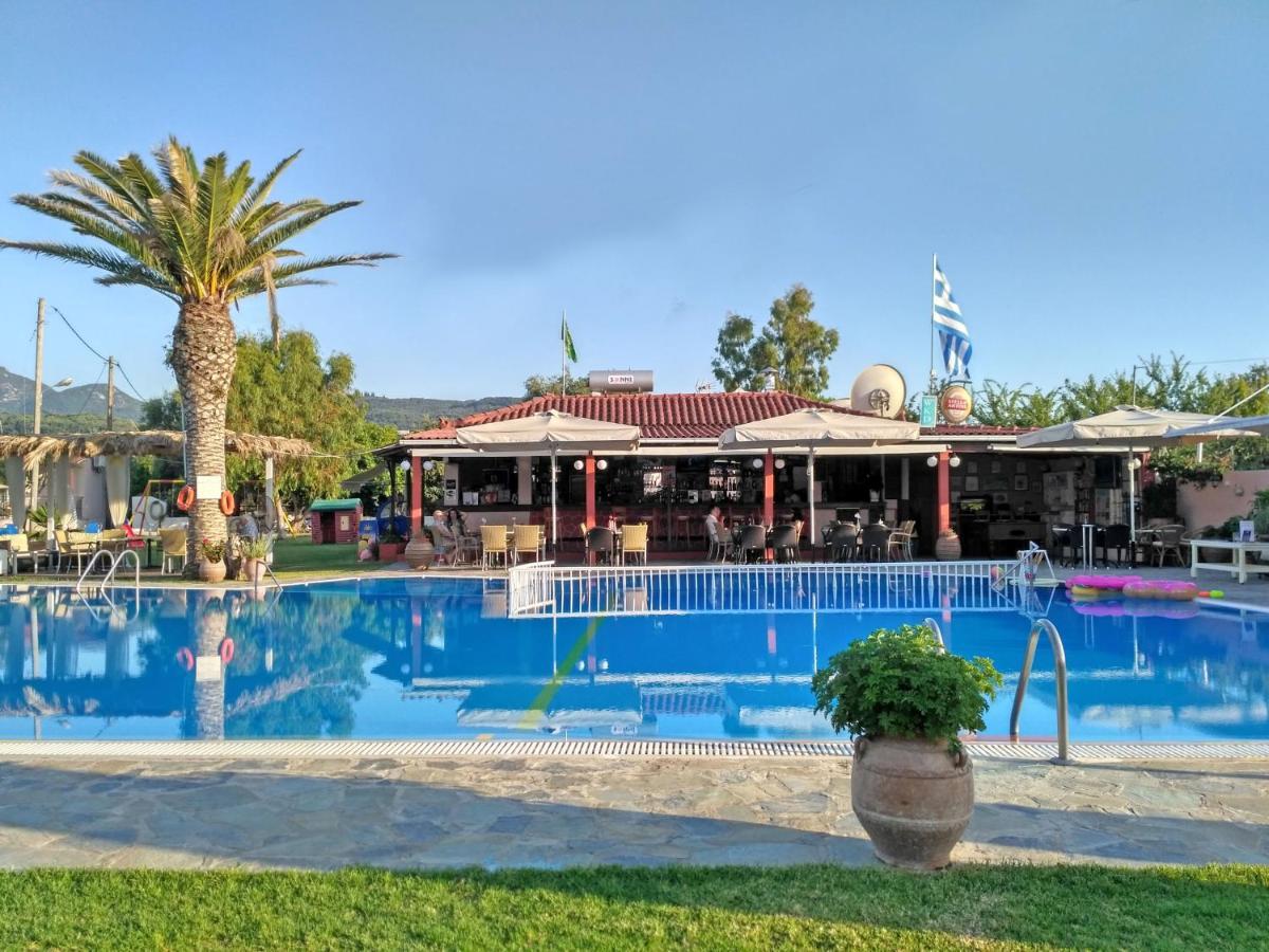 Apartment with Pool View,939696982:JPEG