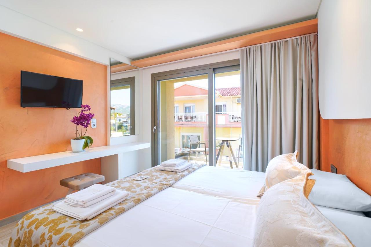 Two-Bedroom Apartment Sea View