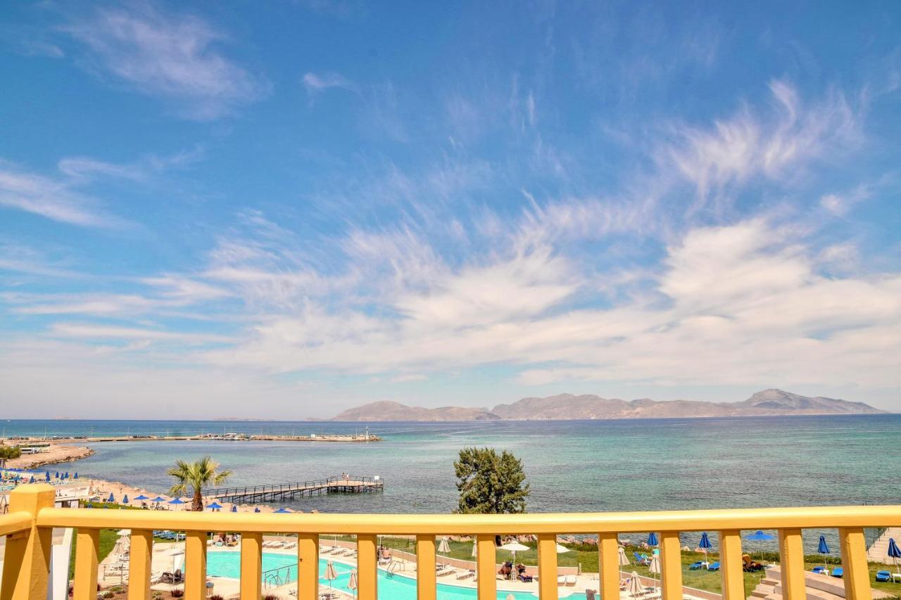 Double or Twin Room with Sea View,943364434:JPEG
