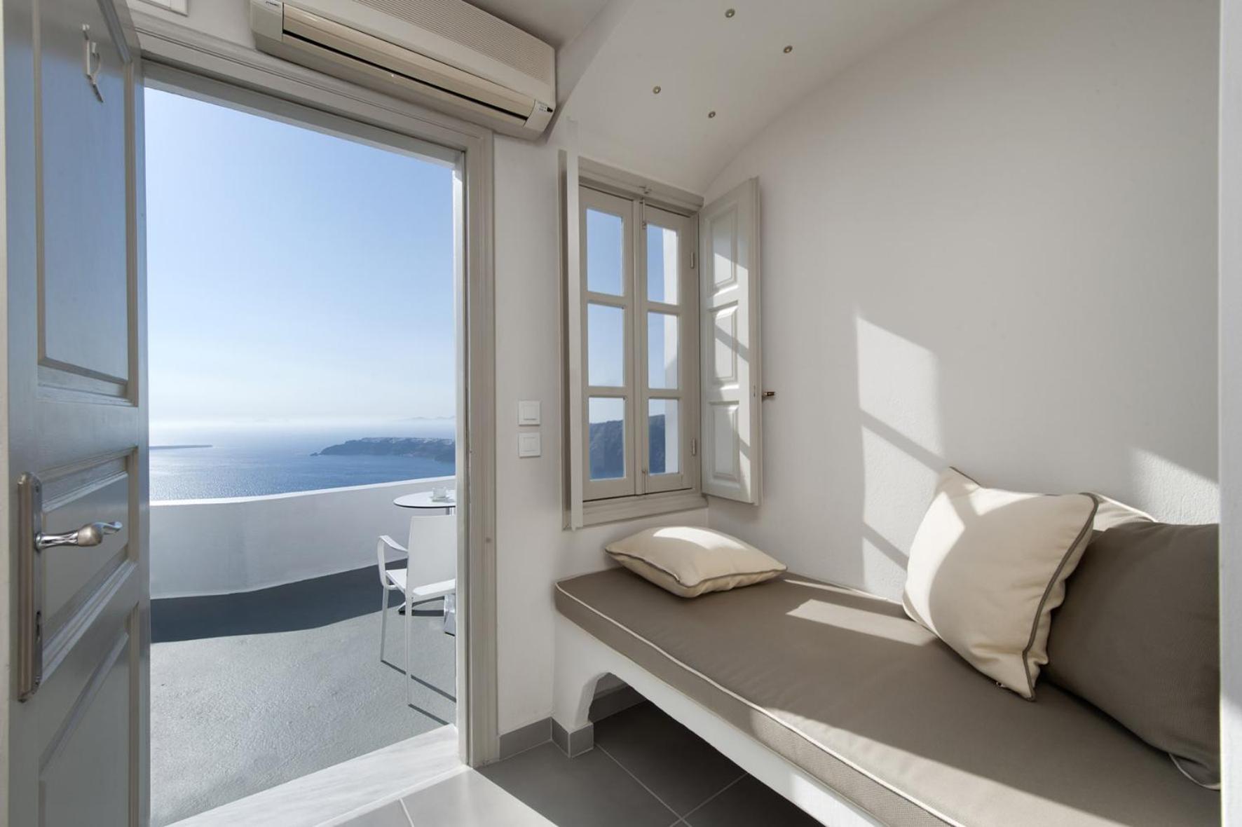 Junior Suite Caldera View Sunset View