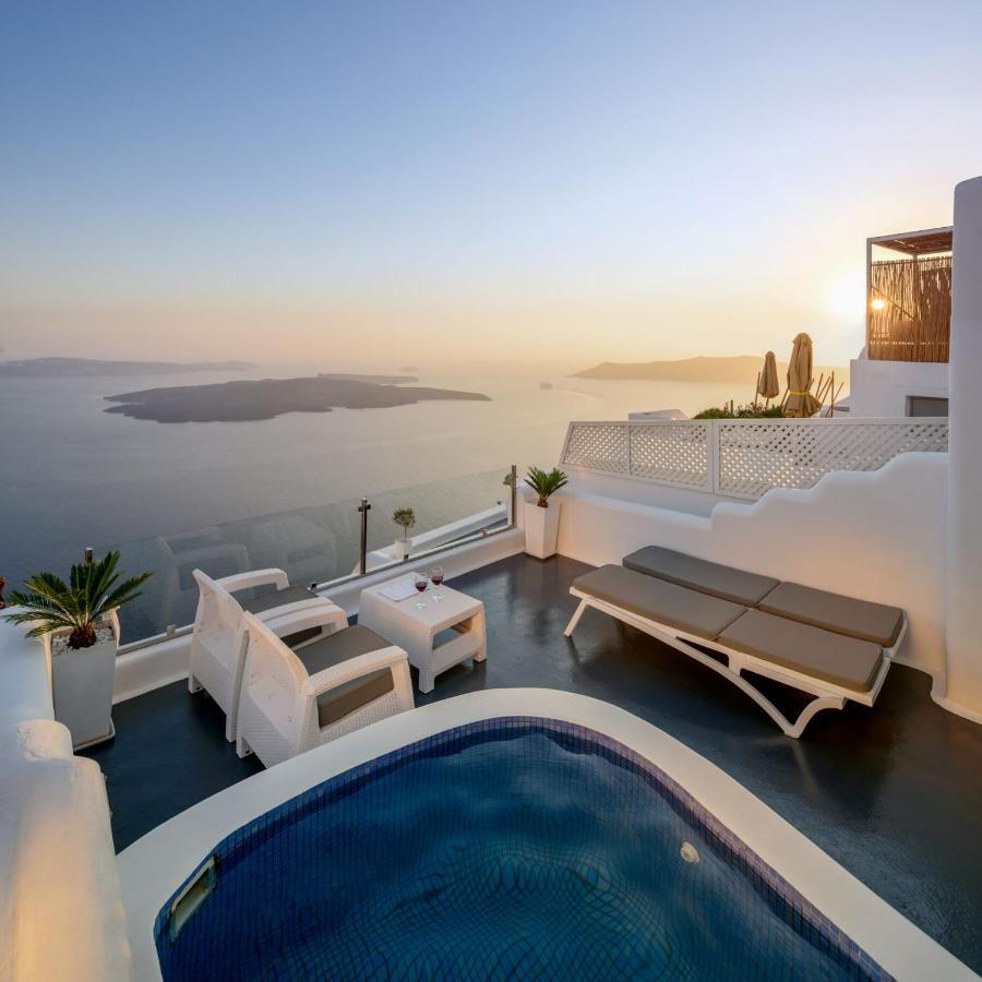Suite Plunge Pool Spa Bath,959397409:JPEG