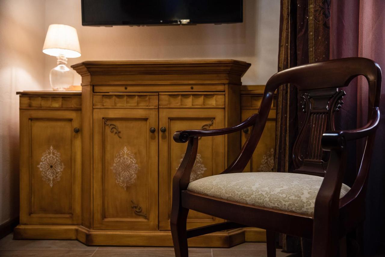 Standard Studio with Balcony,977120137:JPEG