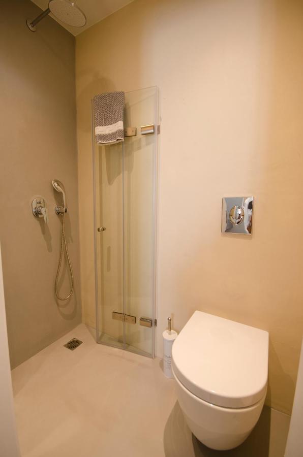 Deluxe Suite,977780320:JPEG