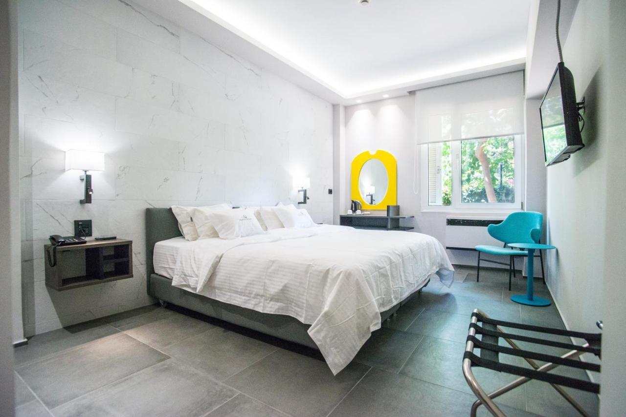 Double or Twin Room Garden View