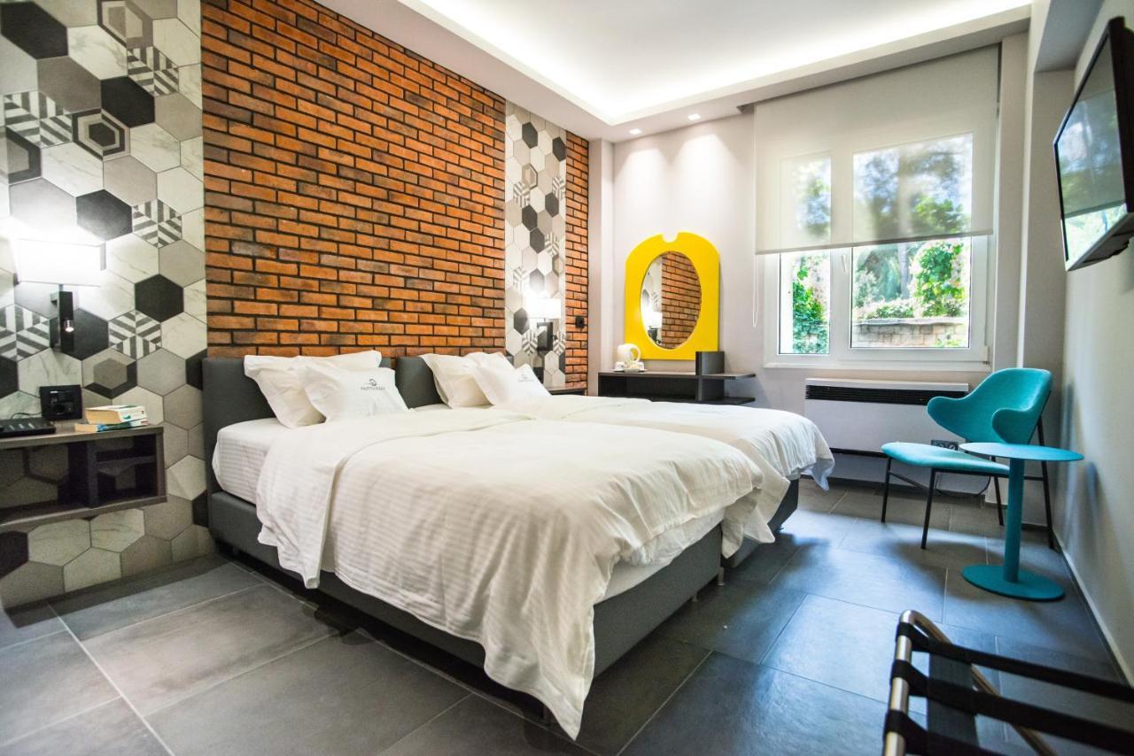 Double or Twin Room Garden View