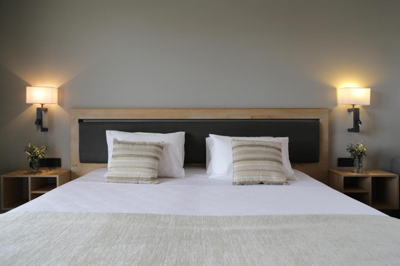 Superior Double or Twin Room Garden or City View