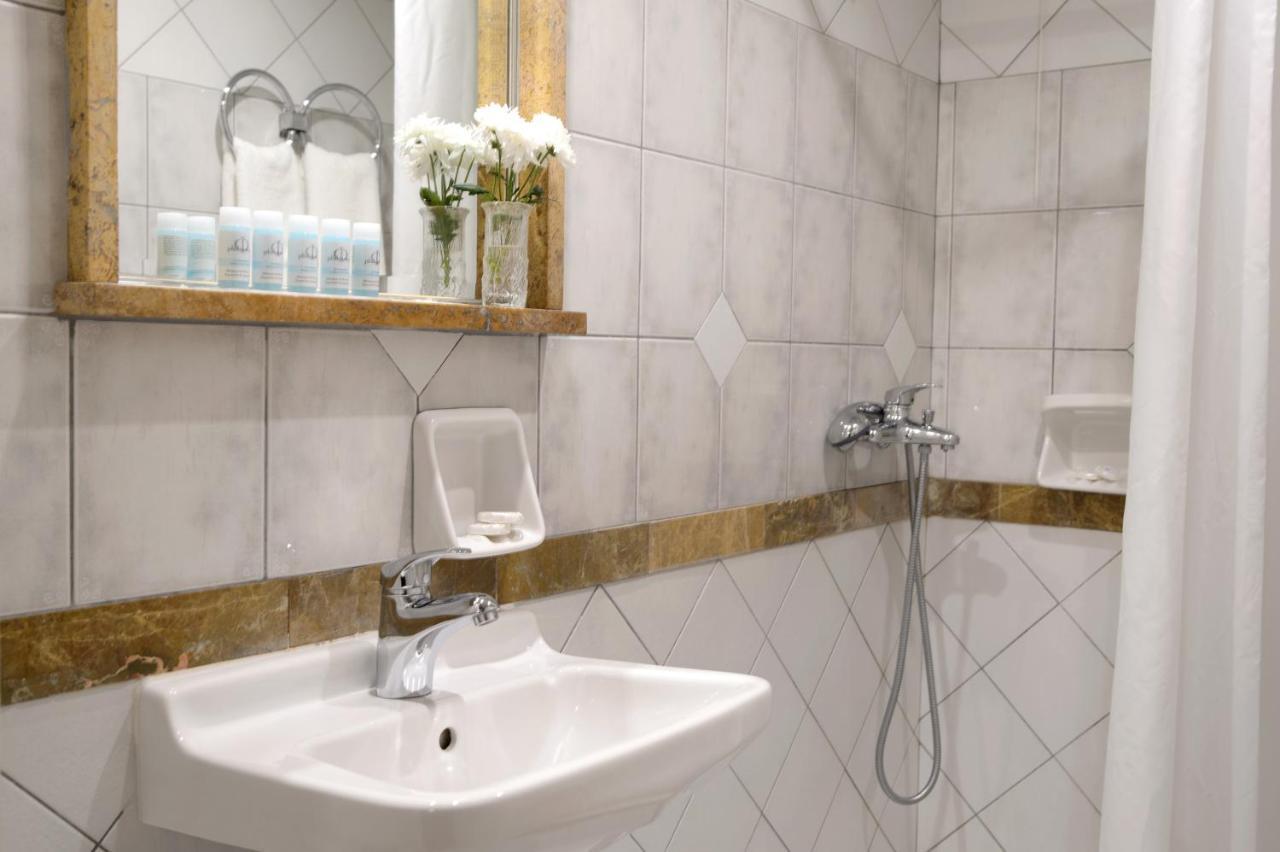 Quarto Duplo com Terraço