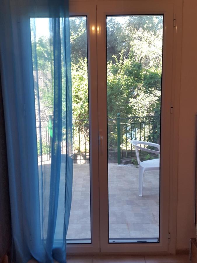 Triple Room Terrace