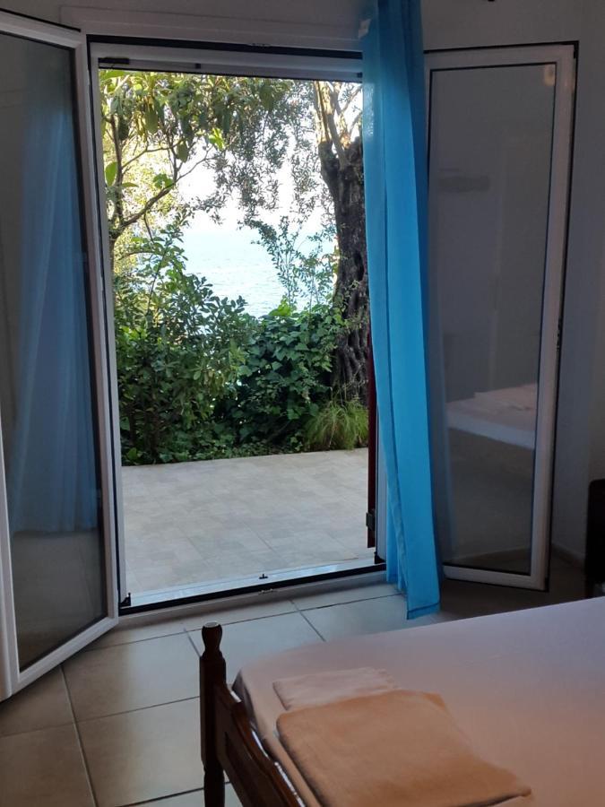 Triple Room Terrace