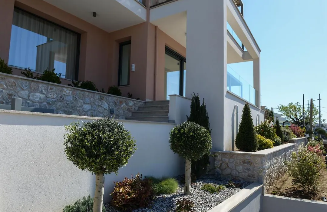 Maravilla Suites-1