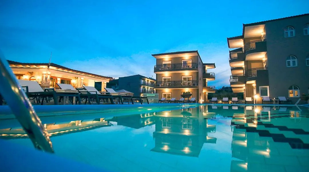 Royal Hotel And Suites-1