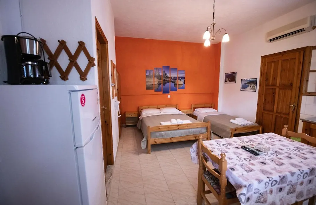 Eleni Studios Neo Klima Skopelos-1