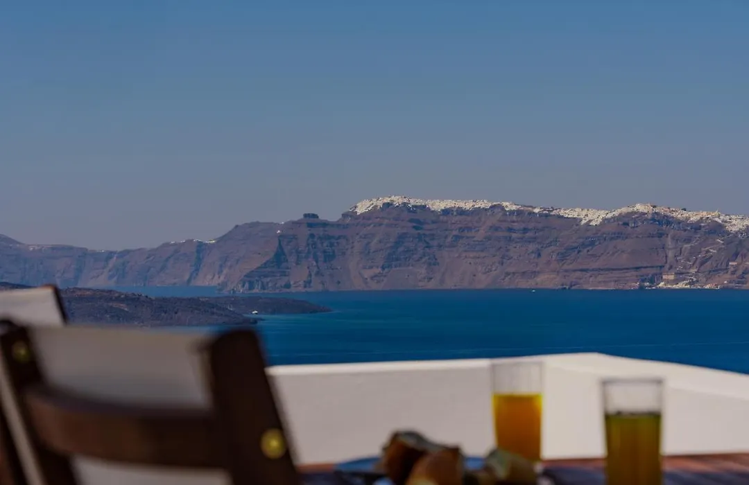 Adamantios Villas & Suites-1