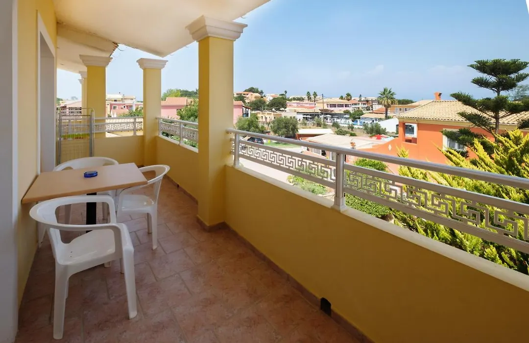 Luisa Hotel-1