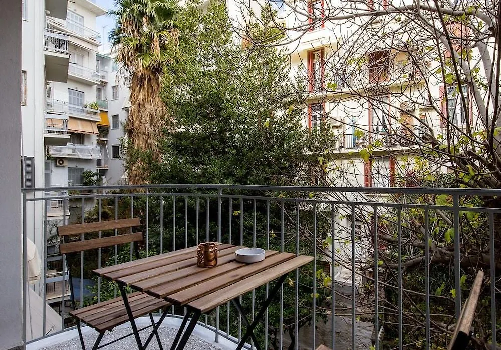 Adorable Apartment Under Acropolis-1
