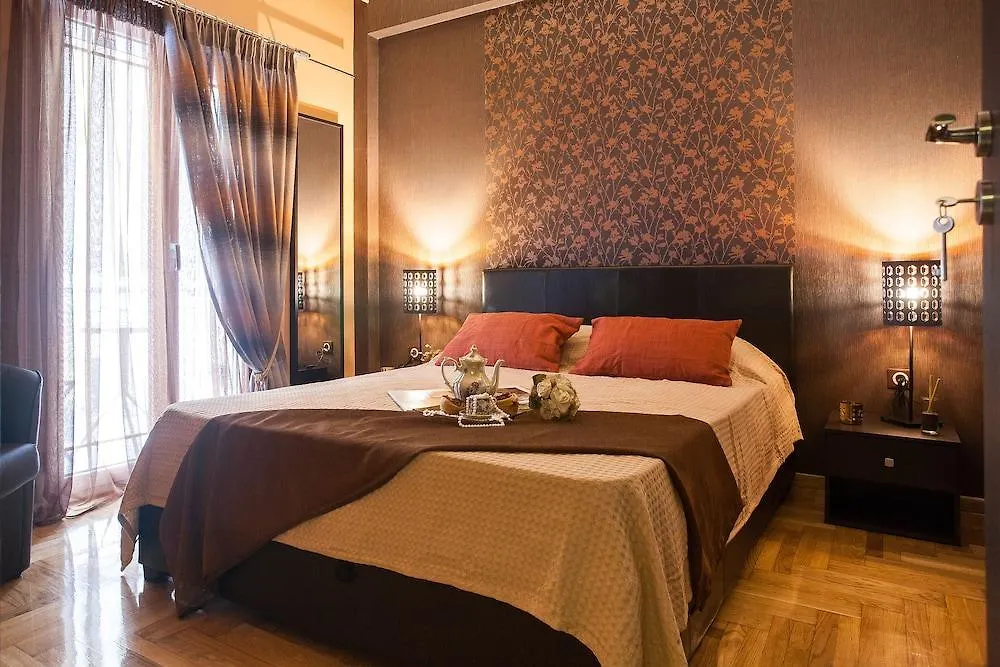 Gold And Blue Luxurious Apartment-1