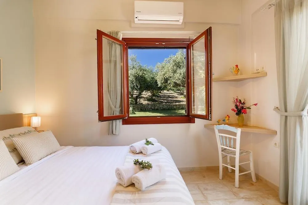 Lily'S Cottage, Secluded, Sea View Villa With Private Pool And Gardens. 1062101-1