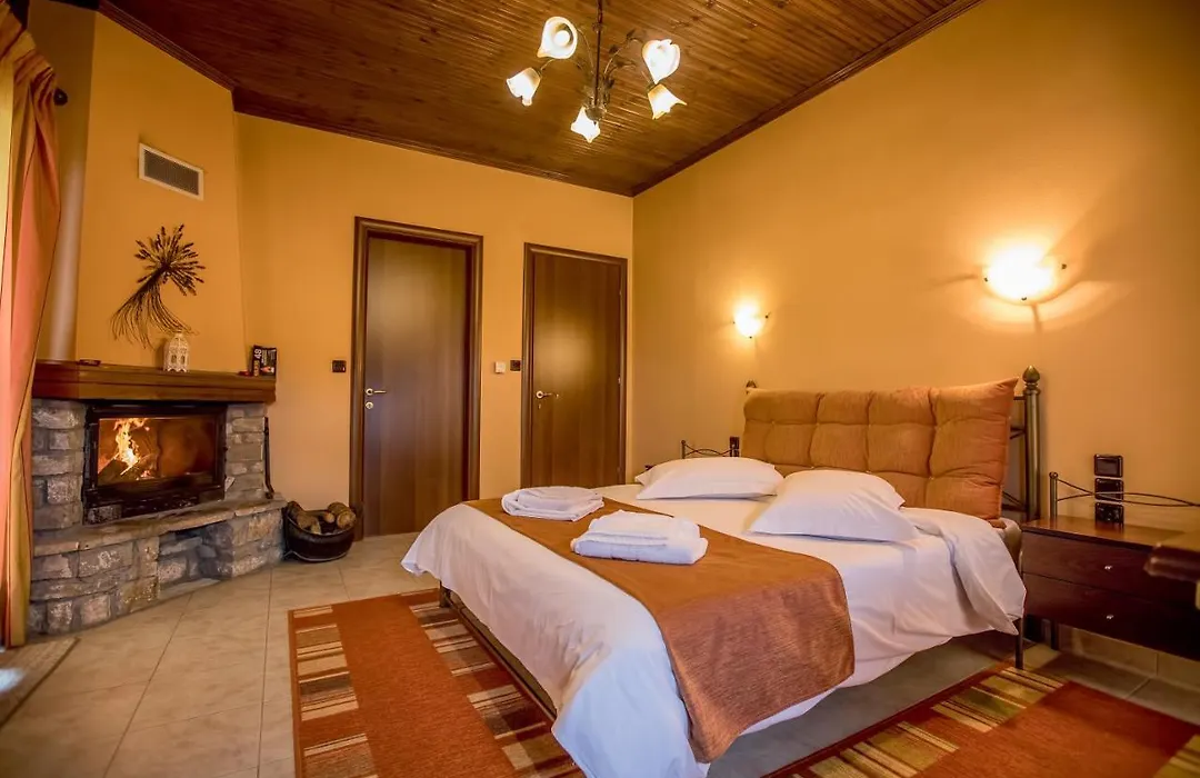 Kynthia Guesthouse-1
