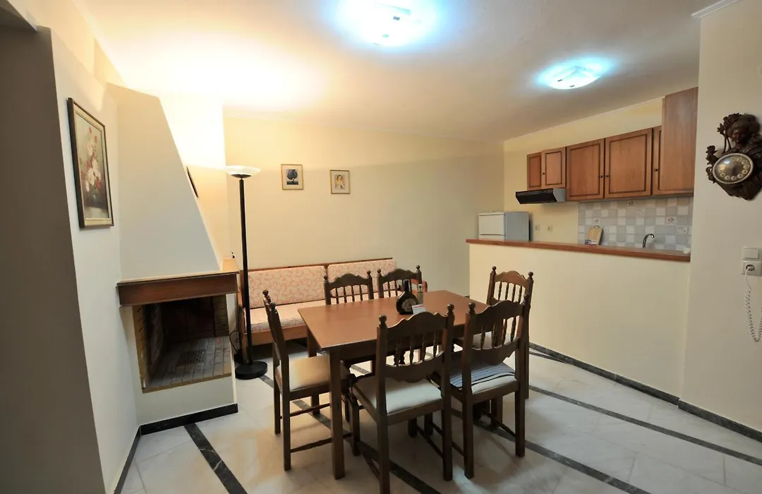 Esperides Beach Hotel Apartments-1