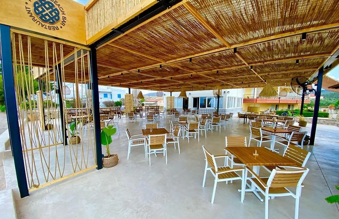 Zoom Beach Hotel-1