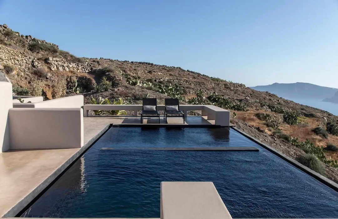 Nimbus Santorini-1