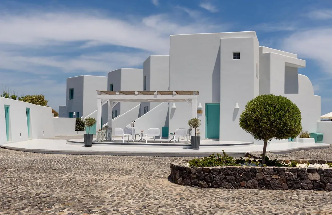 Neptune Luxury Suites-1