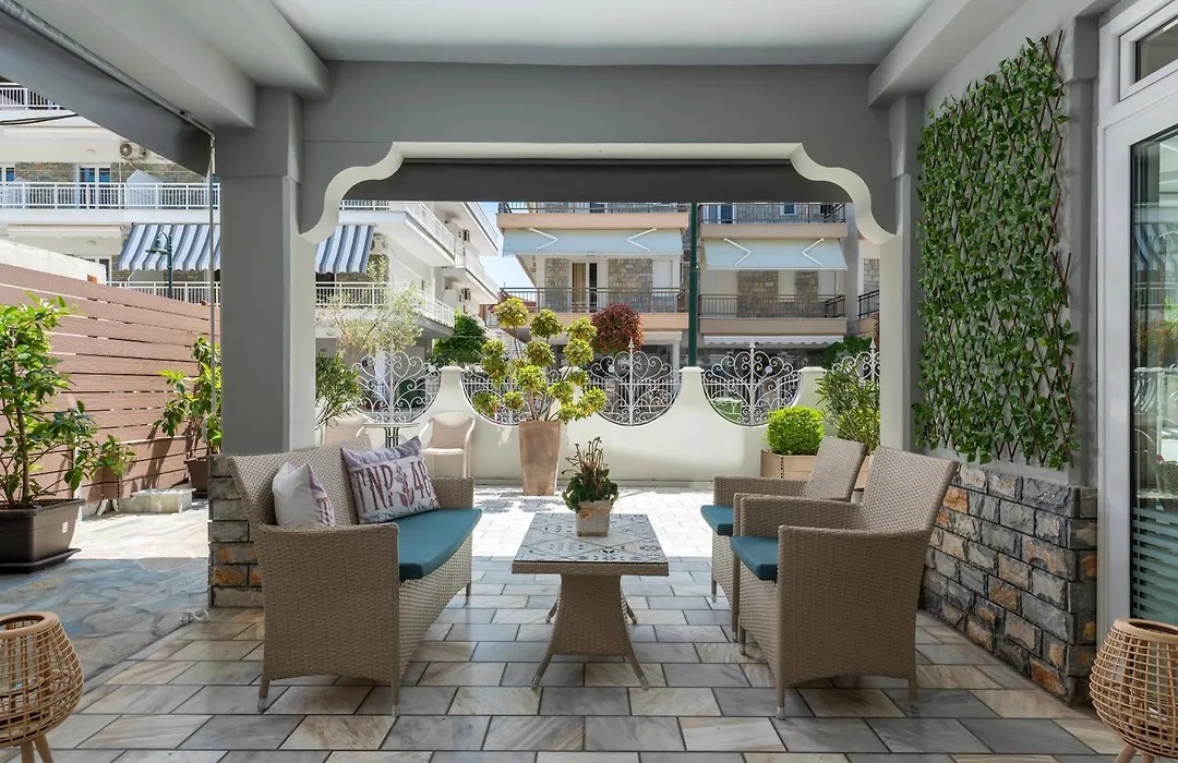 Ouzas Luxury Hotel-1