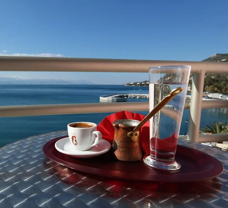 Hotel Excelsior-1