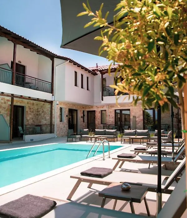 Iades Suites-1
