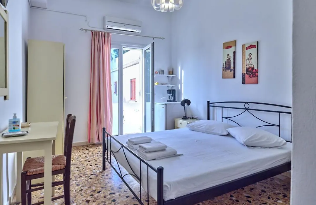 Pension Paros Anna Spanou-1