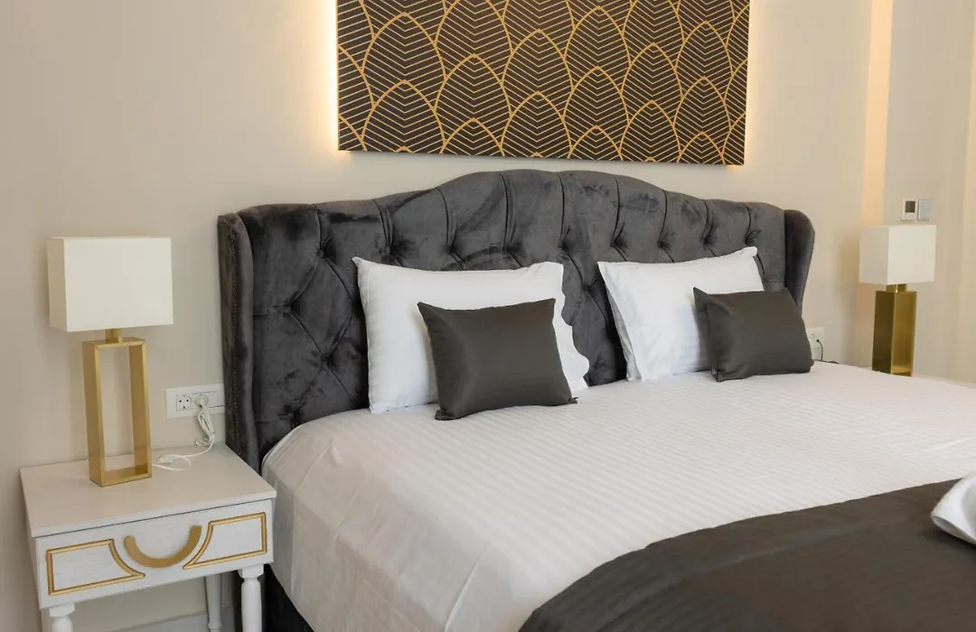 Modern Revival Luxury Hotel-1