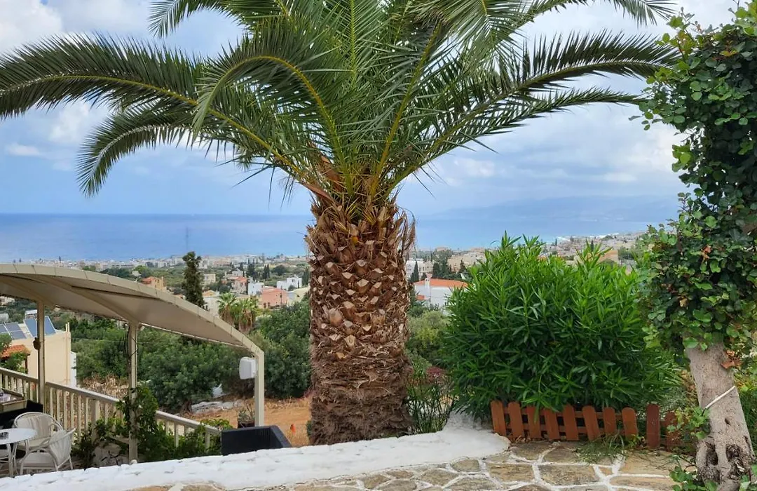 Studio Quiet And Peaceful And Very Relaxing With Kitchen, Shared Pool And Ac-1