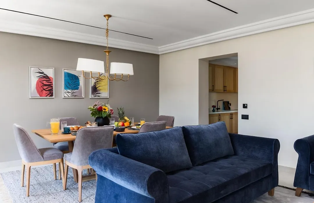New York Luxury Suites-1