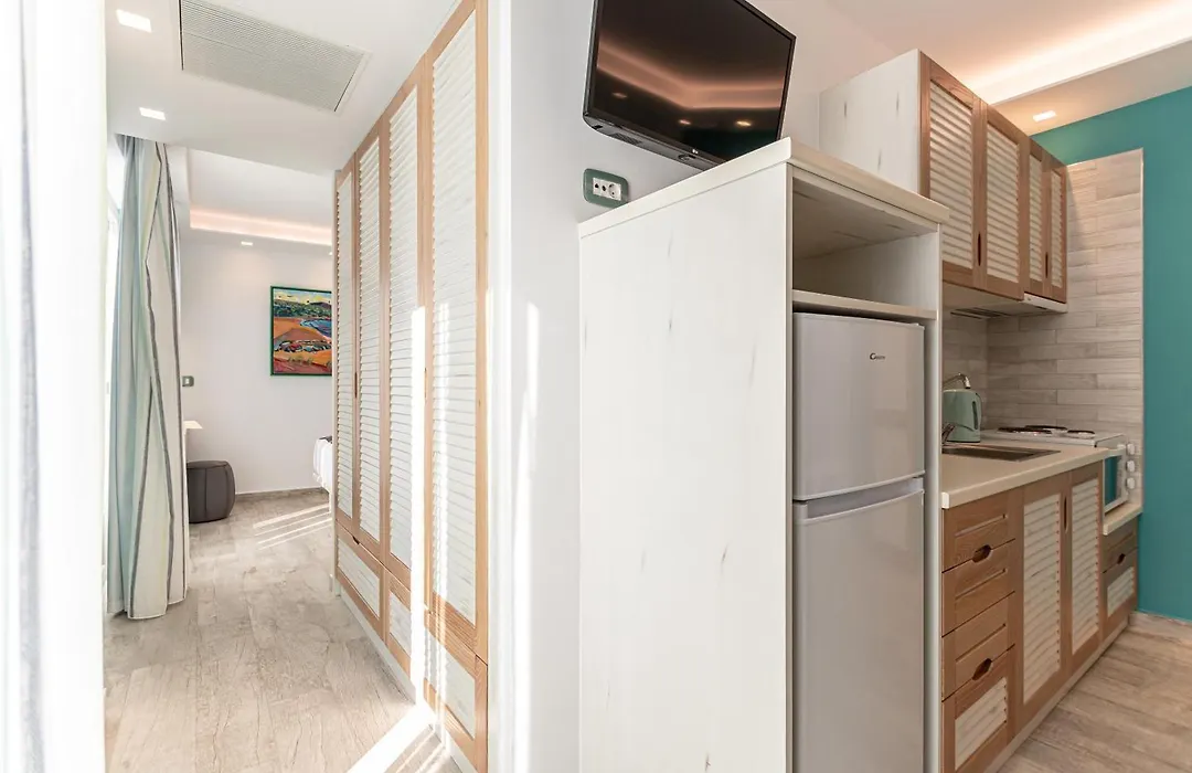 Mariet Naxos Elegant Suites-1