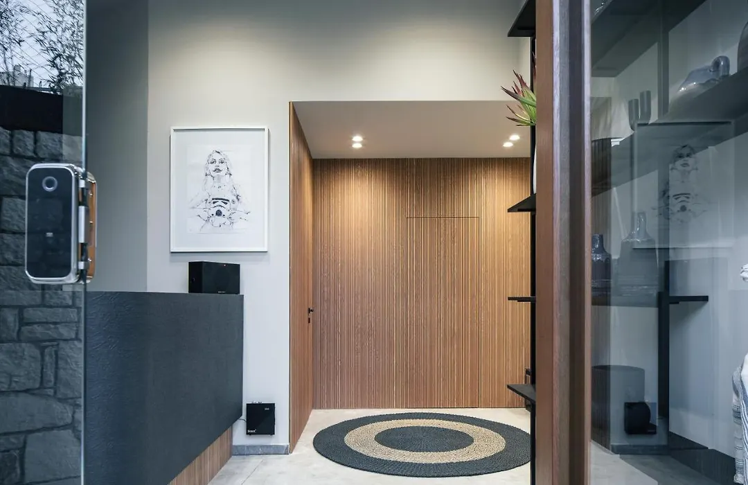 Chapter 02 Gallery Suites-1