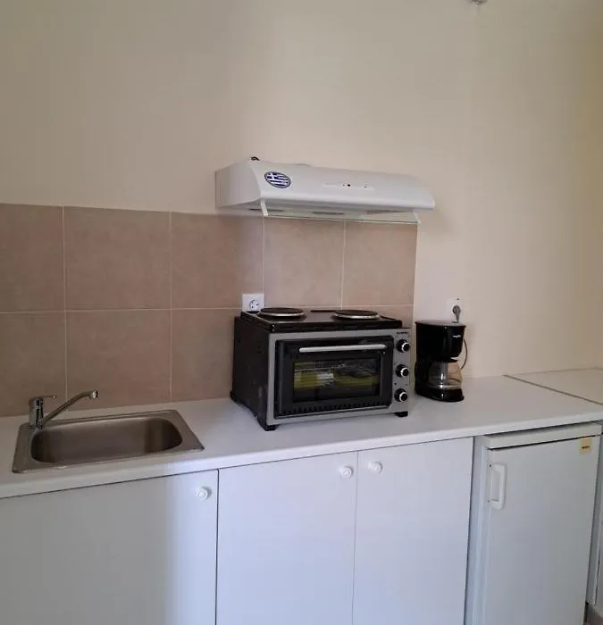 Anae'S Apartments-1