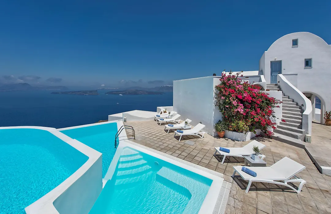 Apanemo Hotel & Suites-1
