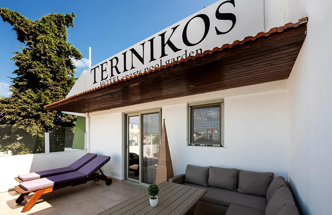 Terinikos Sunny Garden Hotel&Junior Suites-1