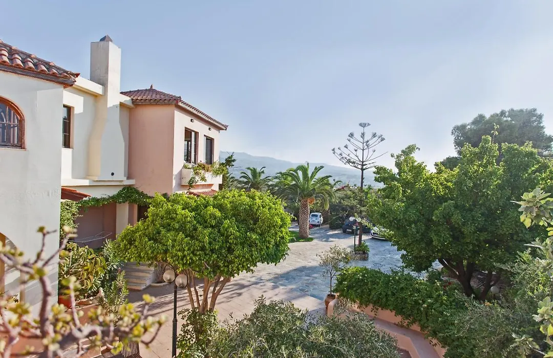 Esperia Apartments-1
