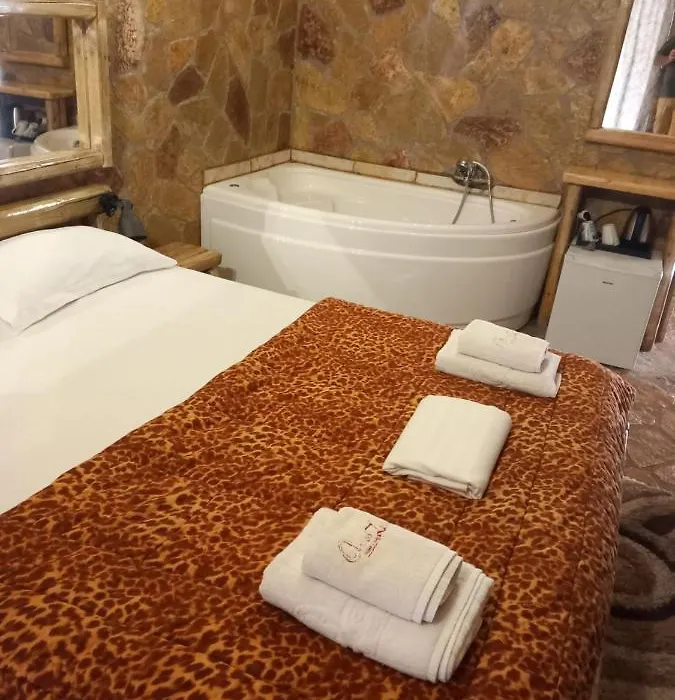Eco Suites Zachlorou-1