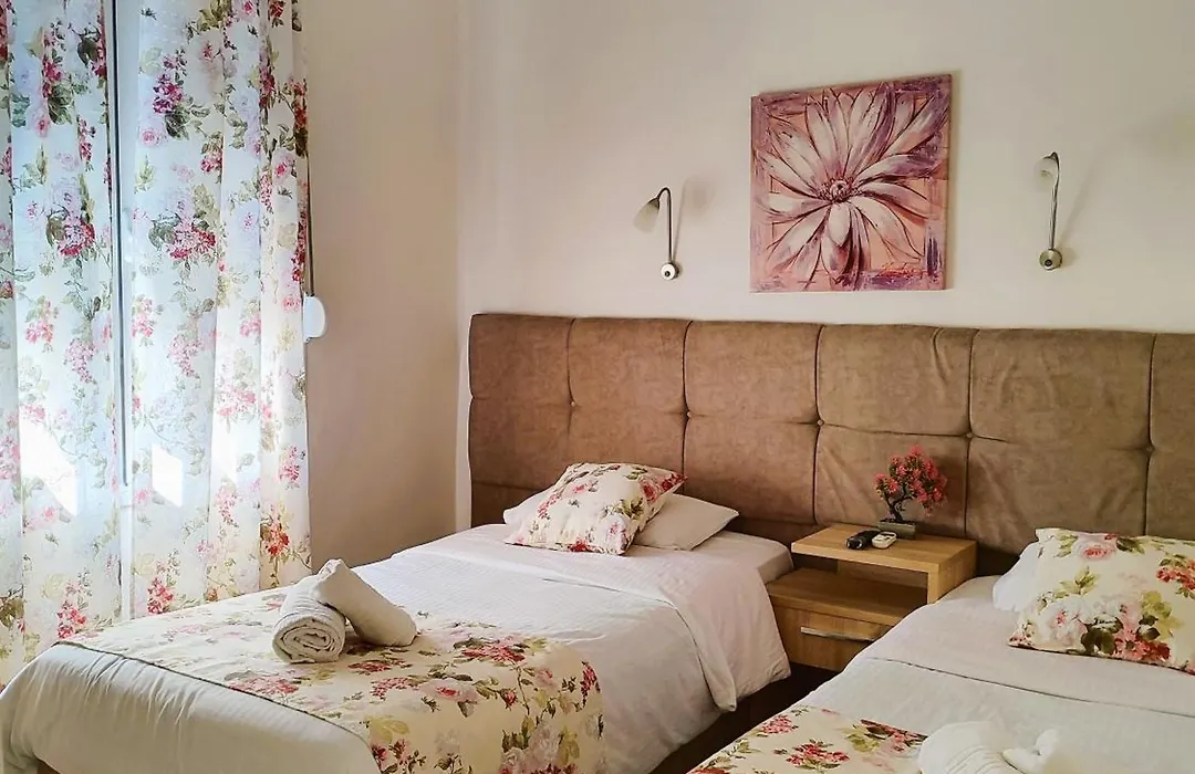 Pelineon Rooms-1